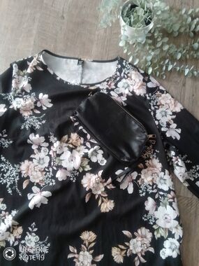Women’s Floral Black Long Sleeve Tunic Dress